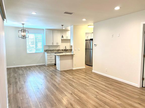 5th image of 1612 S Bundy Dr APT 3