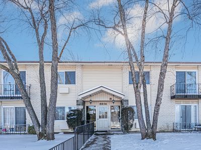 8856 Northshore Dr APT 2C, Des Plaines, IL, 60016