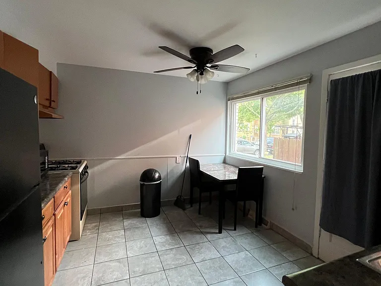 4843 Elm St #A — Photo 7