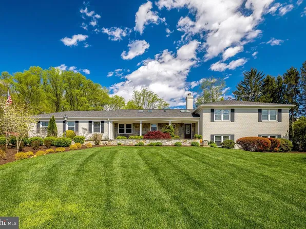 2114 Galloping Way, Vienna, VA 22181