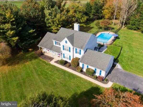 7 Karen Dr, Rising Sun, MD 21911