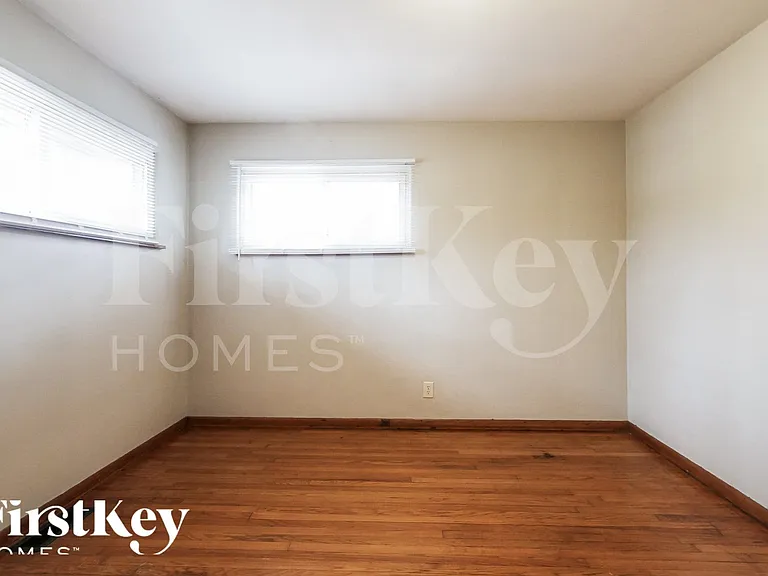 1317 N Hathaway Dr — Photo 6