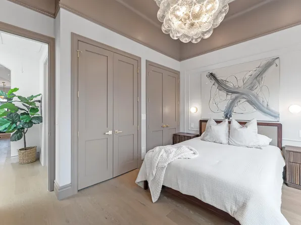 83 Liberty Place image 37 of 45