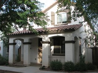 3807 E Santa Fe Ln, Gilbert, AZ 85297