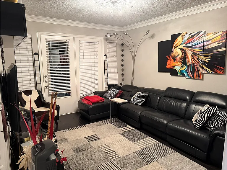 2299 Lone Star Dr #324 — Photo 3
