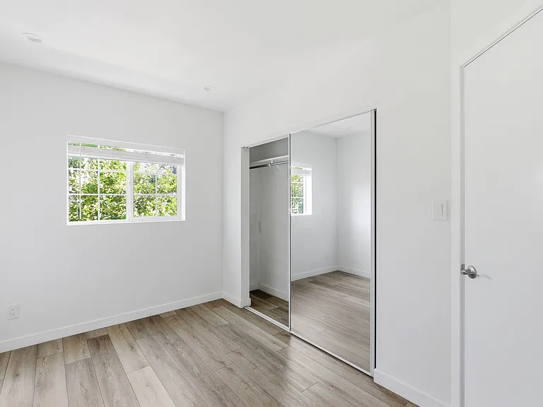 4177 Naomi Ave — Photo 19