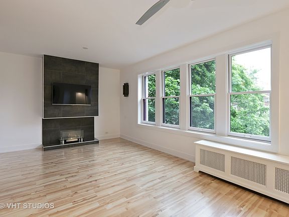 2nd image of 1218 W Jarvis Ave APT 3S
