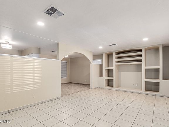 4th image of 4733 W CRITTENDEN Lane