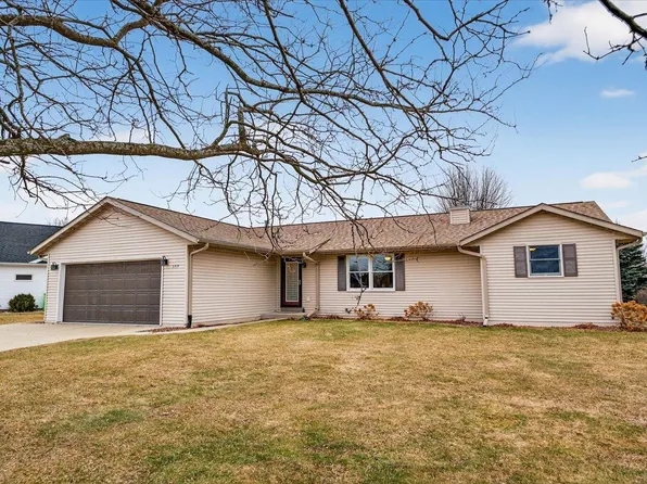 559 Elijah Ct, Evansville, WI 53536