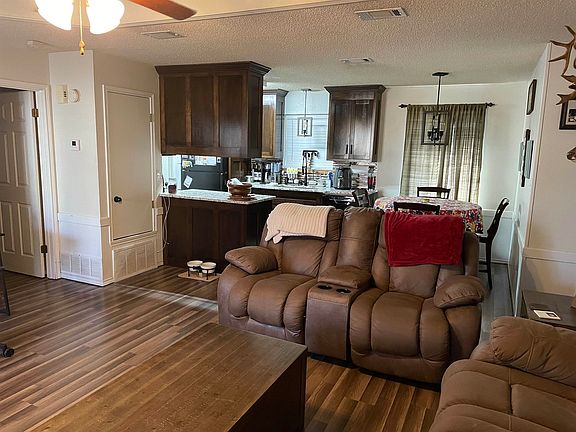 4th image of 147 Sherwood Acres Ln
