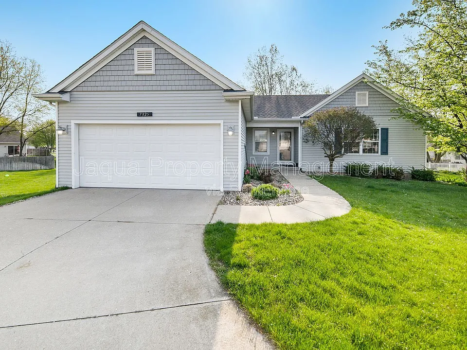 7325 Salerno Cir
