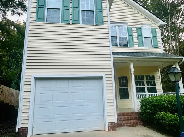 2300 Trailwood Hills Dr, Raleigh, NC 27603