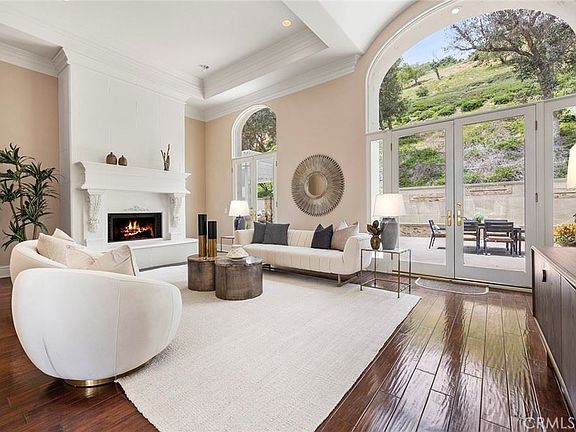 2nd image of 4331 E Cerro Villa Dr