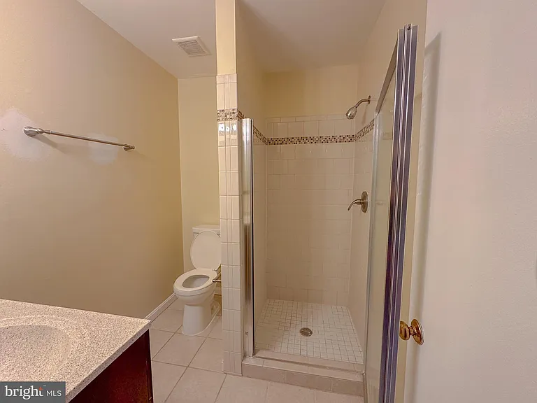 13327 Schwenger Pl — Photo 36