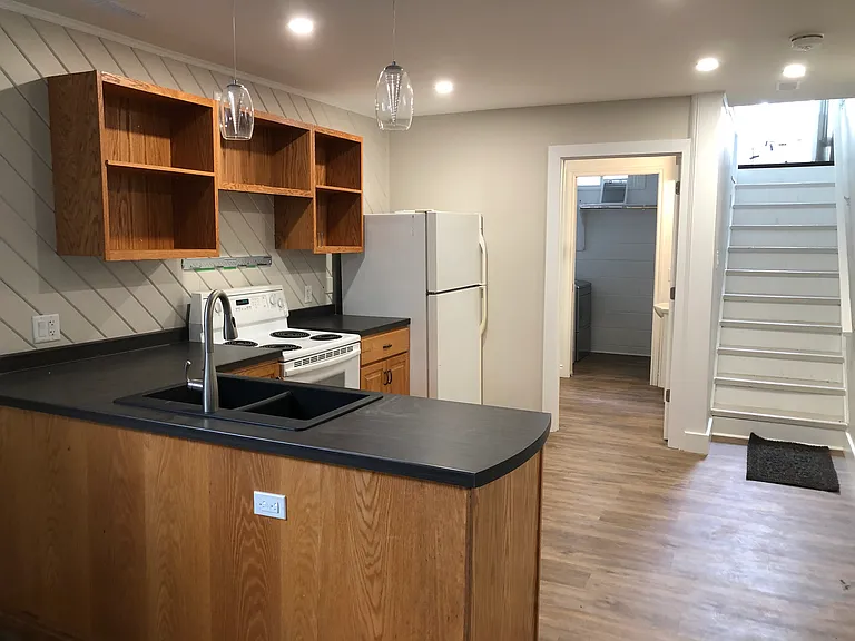 285 Van Order Dr #2 — Photo 2