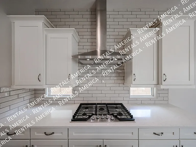 1829 E Saguaro Park Ln — Photo 38