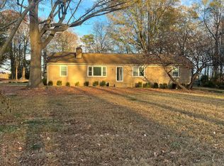3813 Wolf Pond Rd, Monroe, NC 28112