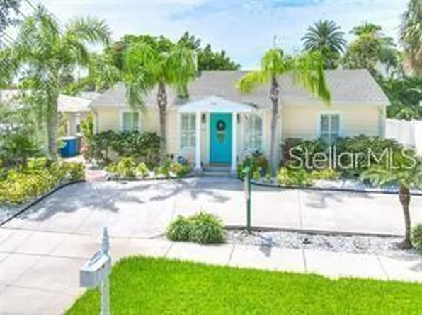744 Bay Esplanade, Clearwater, FL 33767