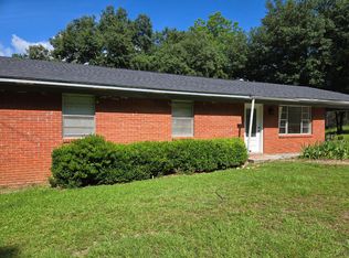 21 Jackson Dr, Prentiss, MS 39474