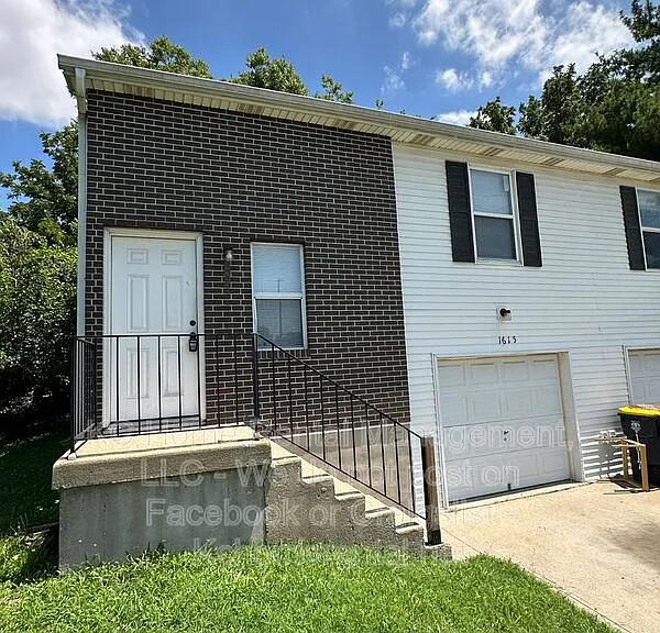 1615 Jackson Ave — Photo 3