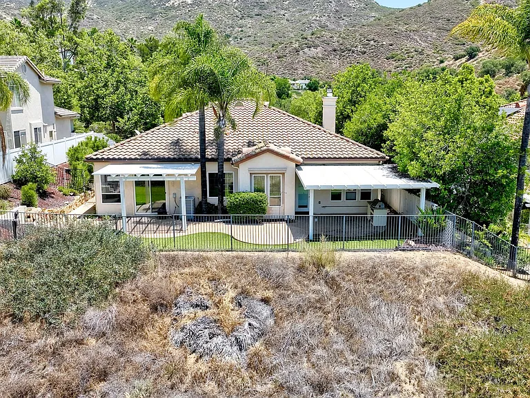 2325 Old Ranch Rd — Photo 44