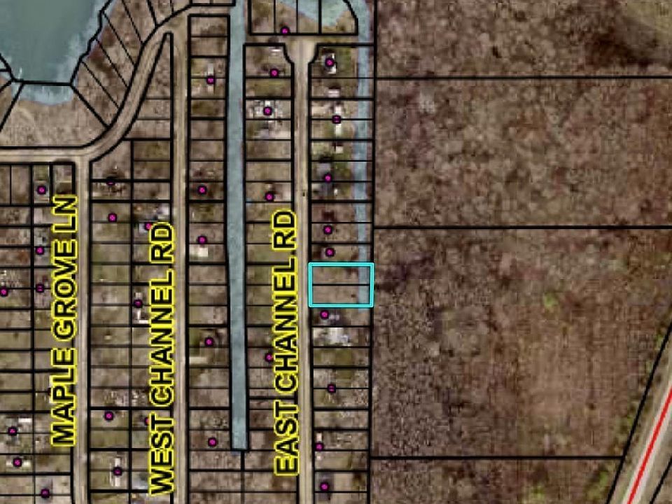 2nd image of E Channel Rd