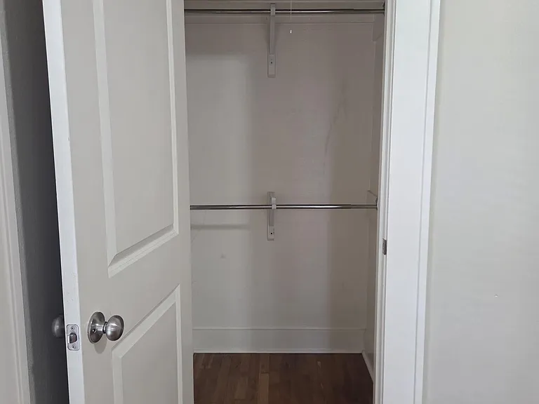 523 Orange St — Photo 11