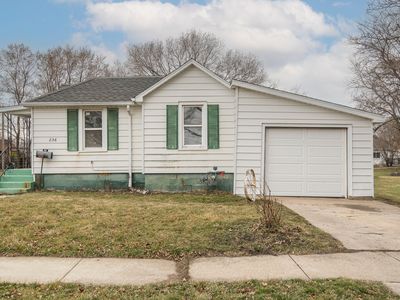 236 S Harrison Ave, South Beloit, IL, 61080