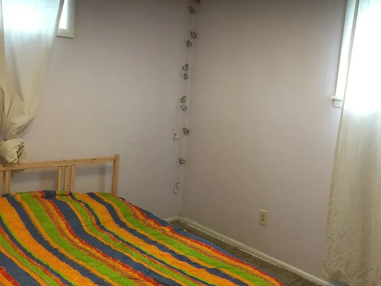 1722 Grand Ave S — Photo 13