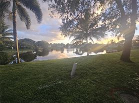 253 San Remo Blvd, North Lauderdale, FL