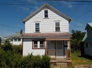 68 Venango St, Franklin, PA 16323