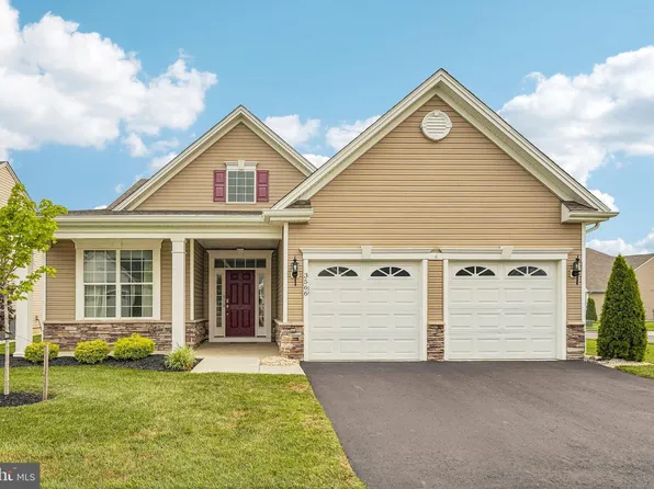 3566 Providence Ct, Williamstown, NJ 08094