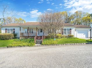 1407 Middle Road #253, Calverton, NY 11933