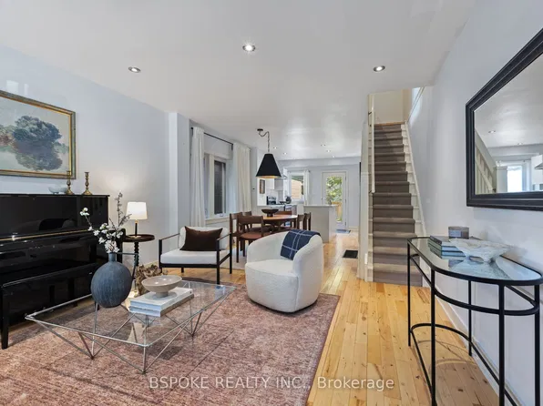 389 Coxwell Ave, Toronto, ON M4L 3B8