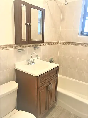 Rented by Page Real Estate | media 17