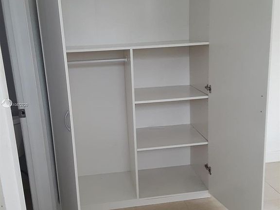5th image of 3150 SW 36th Ave #0
