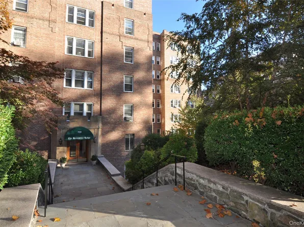 280 Bronxville Road #3W, Bronxville, NY 10708