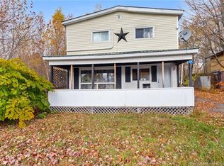 17 Queen St, Minto, NB E4B3P2