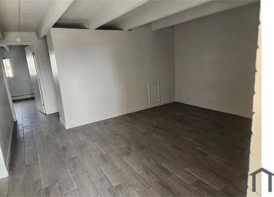 2 bed, 720 sqft, $2,025 — Photo 4