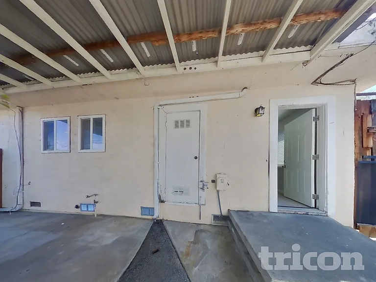 573 Laurel St — Photo 16