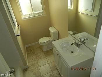 5th image of 16372 Terrace Dr