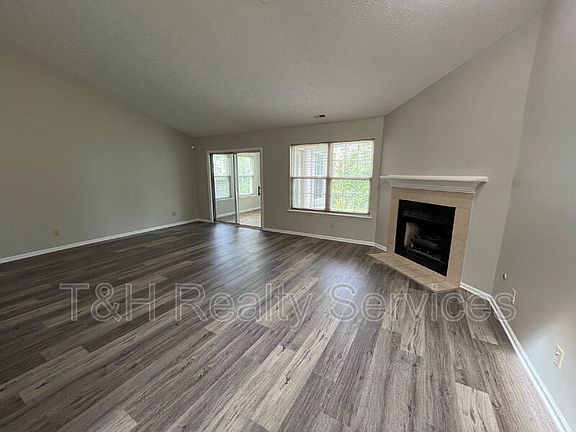 5th image of 4834 Quail Crescent Ct