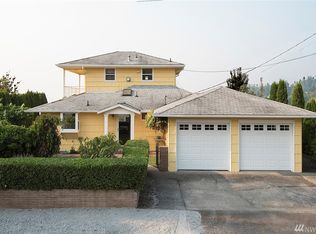 1029 Bell St, Edmonds, WA 98020