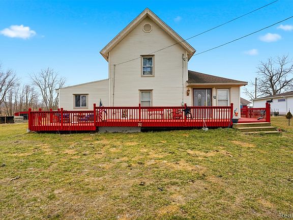 5th image of 8732 Kinch Rd