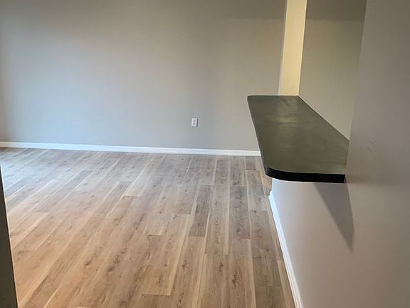 3rd image of 1141 Dohrman St APT 4