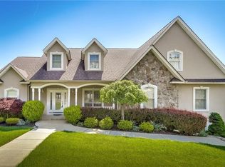 111 Overlook Rd, Pomona, NY 10970