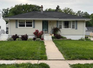 2302 S 47th St, Omaha, NE 68106