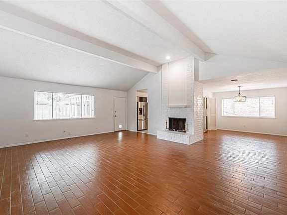3rd image of 19619 San Gabriel Dr