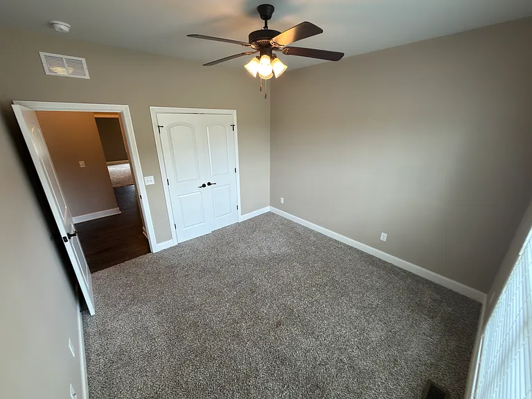4201 Legacy Pointe St — Photo 20