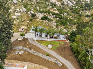 14346 Willow Rd, Lakeside, CA 92040